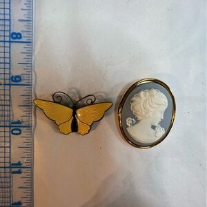 2 Brooches